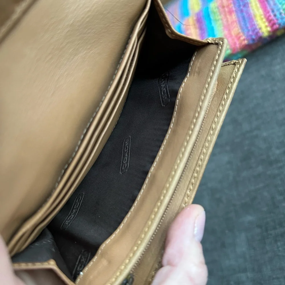 Vintage Coach Wallet - Picture 5 of 11